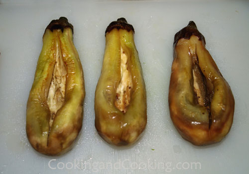 Bademjan Kabab (Persian Stuffed Eggplant with Walnuts) Bademjan Kabab (Persian Stuffed Eggplant with Walnuts)