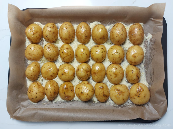 Crispy Parmesan Potatoes Crispy Parmesan Potatoes