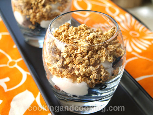 Granola Yogurt Parfait