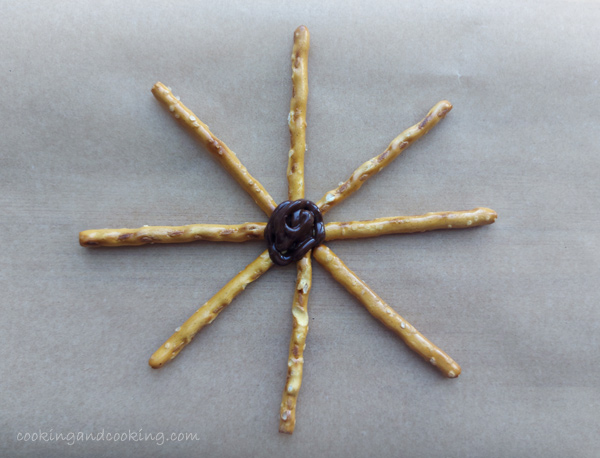 Halloween Pretzel Spider Webs