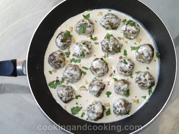 Lemon Meatballs with Tahini