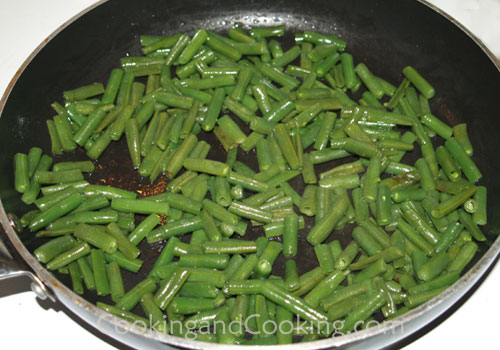 Lubia Polo (Persian Green Bean Rice)