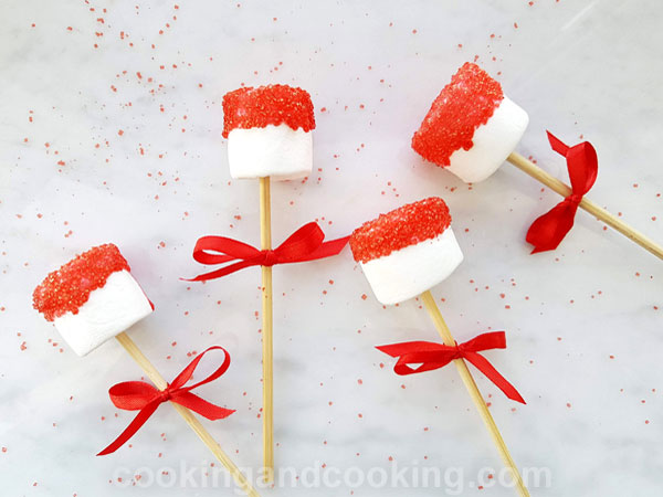 Valentine’s Marshmallow Pops