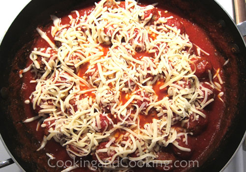 Meatballs in Marinara Sauce Meatballs in Marinara Sauce