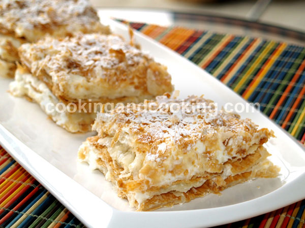 Shirini Napeloni (Napoleon Pastry)