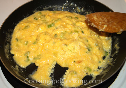 Scrambled Eggs with Herbs and Cheese Scrambled Eggs with Herbs and Cheese