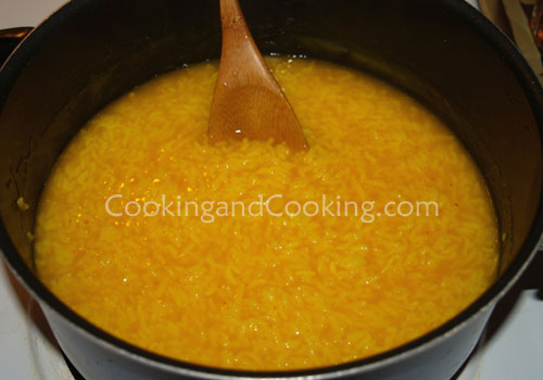 Sholeh Zard (Persian Saffron Rice Pudding)