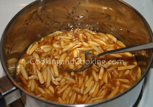 Sohan Asali (Persian Almond Candy) Sohan Asali (Persian Almond Candy)