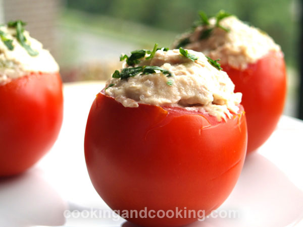 Stuffed Tomatoes with Tuna Salad