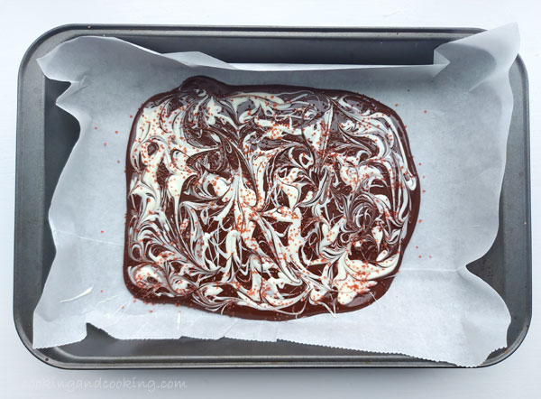 Swirled Chocolate Bark Swirled Chocolate Bark