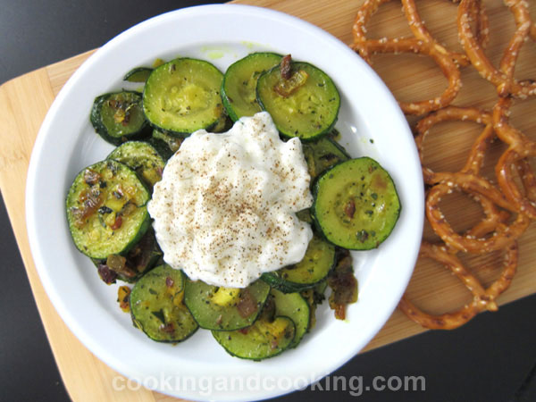 Zucchini with Cottage Cheese